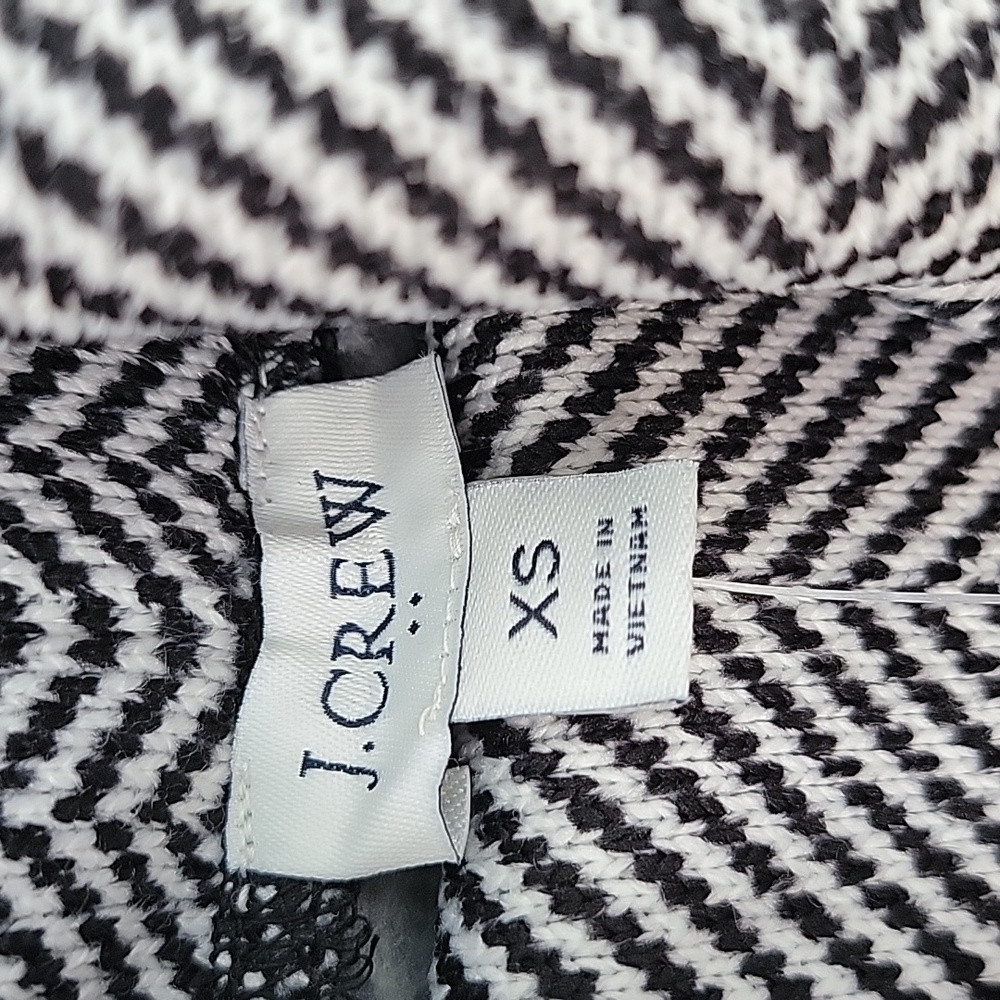 J. Crew Herringbone Turtleneck Fleece Lined Pullover Sz XS Fall 2024 - Picture 4 of 9